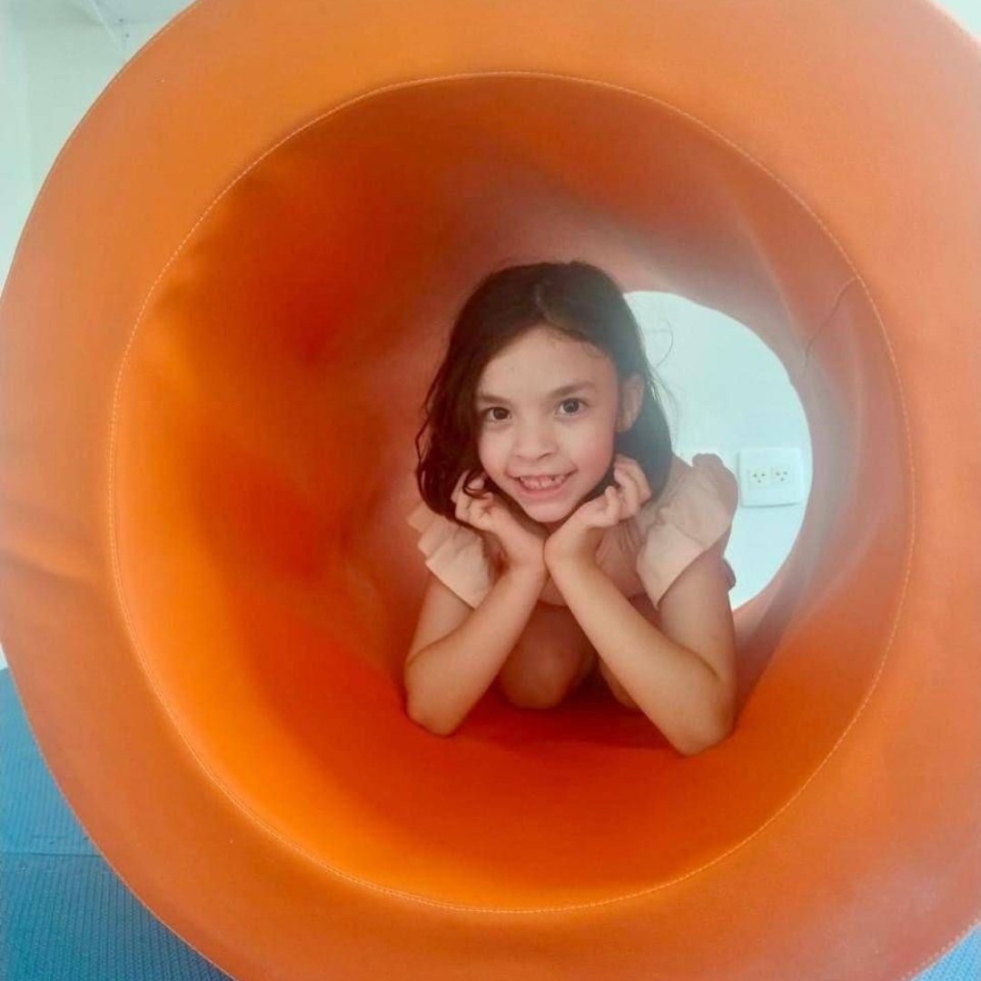 Criança em atividade na InterFoco